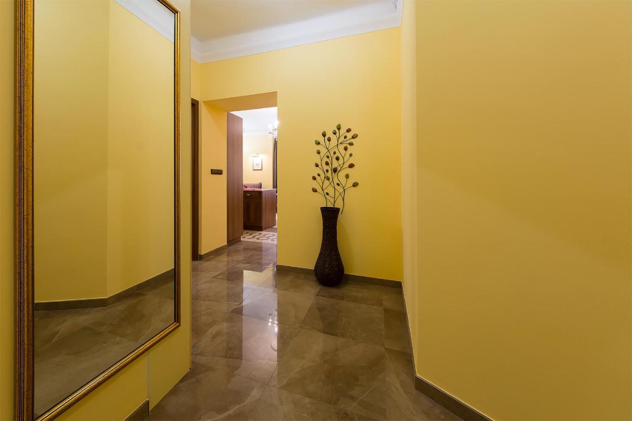 In Heart Of Prague - 2Br 2Ba Elegant Downtown Apt Eksteriør bilde