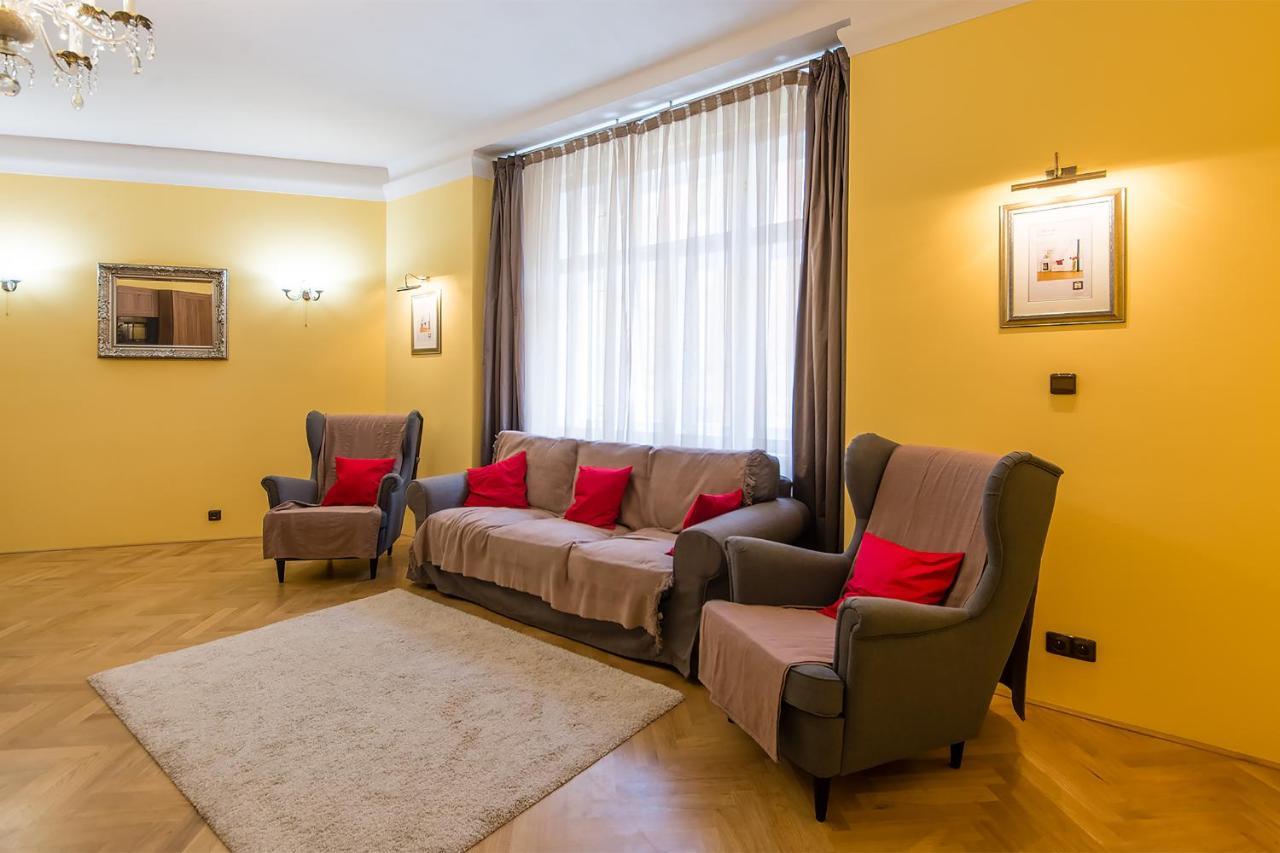 In Heart Of Prague - 2Br 2Ba Elegant Downtown Apt Eksteriør bilde