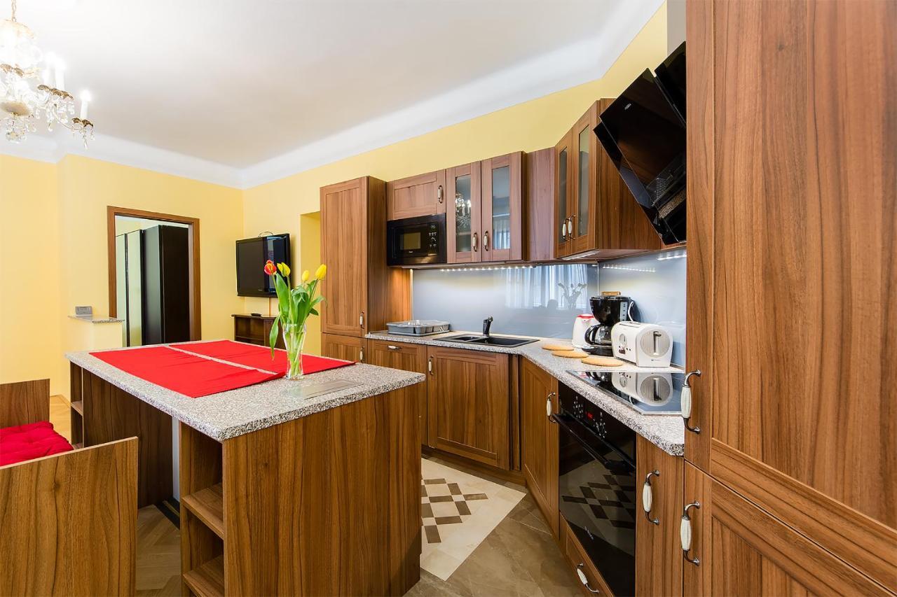 In Heart Of Prague - 2Br 2Ba Elegant Downtown Apt Eksteriør bilde